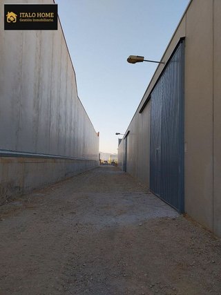 Nave industrial en alquiler en Abanilla