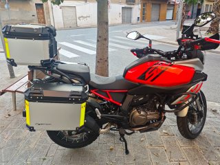 QJ Motor SRT 600SX Adventure Roja/Plata