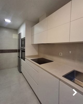 ENCIMERAS COCINA Y BAÑOS