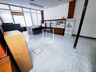 Local comercial en venta en Plaza España - Villa Pilar - Reyes Católicos - Vadillos en Burgos