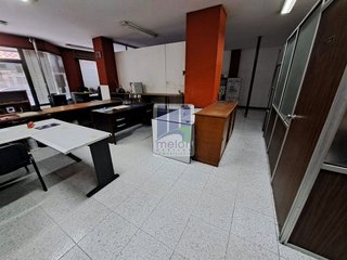 Local comercial en venta en Plaza España - Villa Pilar - Reyes Católicos - Vadillos en Burgos