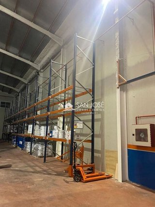 Nave industrial en venta en El Fondo de les Neus-El Hondon de las Nieves