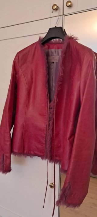 Chaqueta piel rosa fucsia con pelo