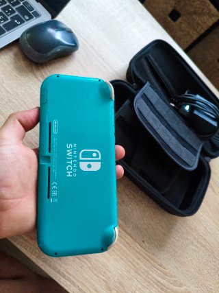 Nintendo Switch Lite Turchese + Custodia