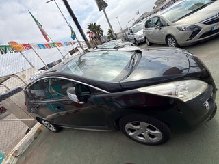 Peugeot 3008 2011