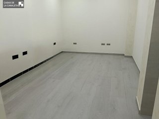Local comercial en venta en Cardenal Benlloch en Mislata