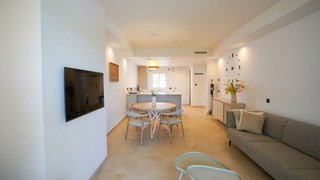 Piso en venta en Los Naranjos - Las Brisas en Marbella