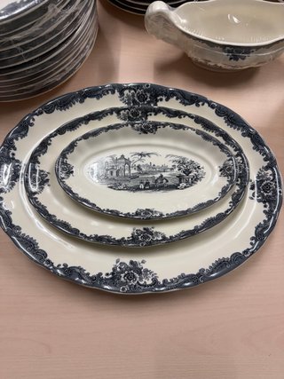 Vajilla La Cartuja Pickman Porcelana Azul y Blanca