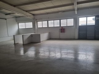 Nave industrial en alquiler en Urbanitzacions en Mataró