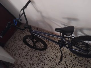 Bici BMX casi nueva