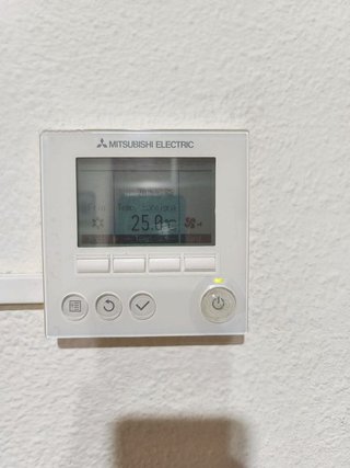 Oficina en alquiler en La Buhaira en Sevilla
