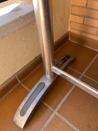 Mesa de jardín y 4 sillas