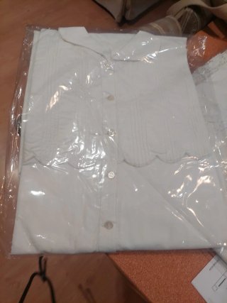 Camisa antigua bordada a mano