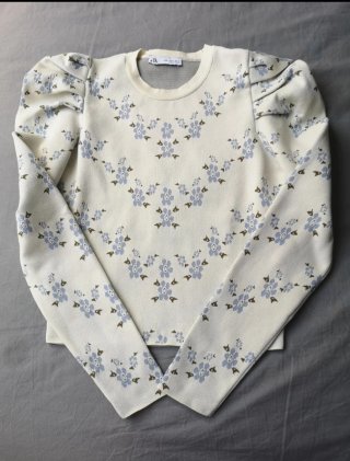Jersey Zara flores manga abullonada Talla S