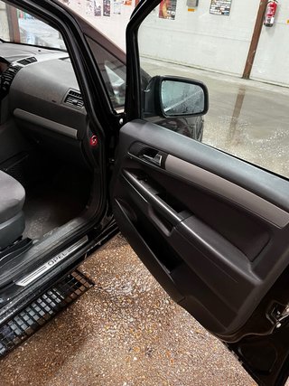 Opel Zafira 2010
