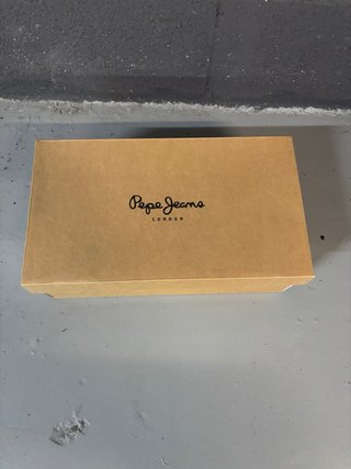 Zapatillas Pepe Jeans Negras y Plateadas
