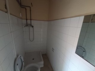 Local comercial en alquiler en Centre en Hospitalet de Llobregat, L´