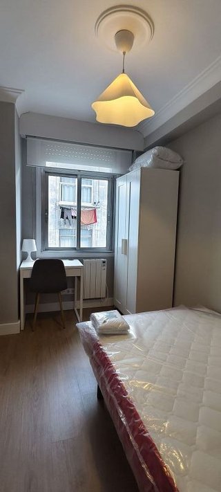 Piso en alquiler en Os Mallos - San Cristóbal en Coruña (A)