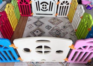 Parque infantil multicolor