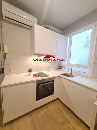 Estudio en alquiler en Trafalgar en Madrid