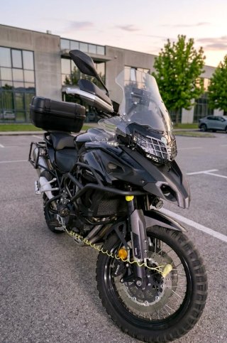 Benelli TRK 502x