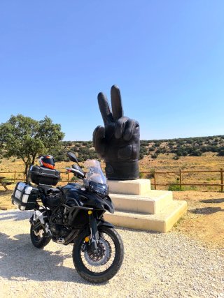 Benelli TRK 502x