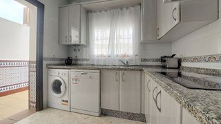 Casa adosada en venta en Santuario - La Laguna en Chipiona