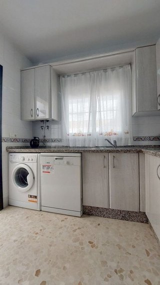 Casa adosada en venta en Santuario - La Laguna en Chipiona