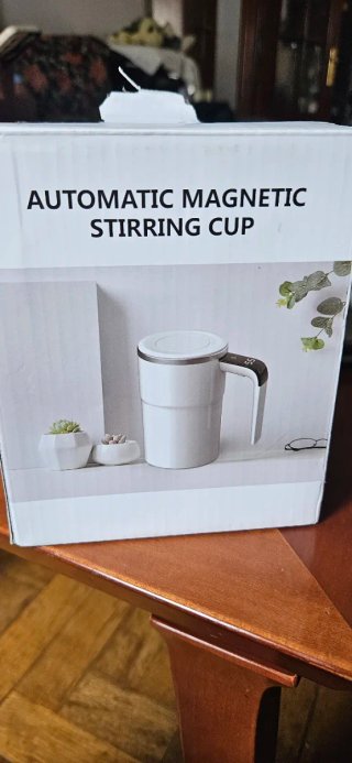 Taza Mezcladora Automática Magnética