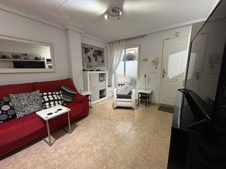 Casa adosada en venta en Torrelamata - La Mata en Torrevieja