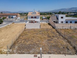 Terreno en venta en Casco Histórico en Churriana de la Vega