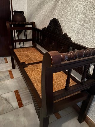 Banco de madera estilo rústico