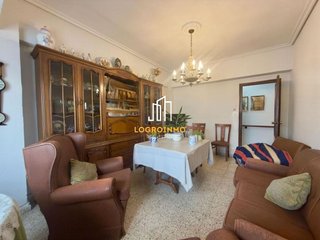 Piso en venta en Universidad - Los Lirios en Logroño