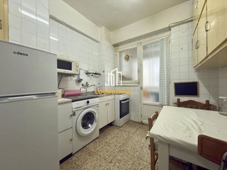 Piso en venta en Universidad - Los Lirios en Logroño