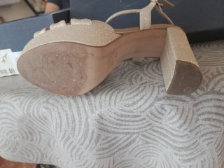 Zapatos de fiesta Pedro Miralles talla 40 dorados