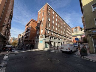 Local comercial en venta en Barrio de Uribarri en Bilbao