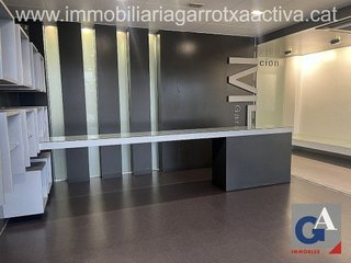 Local comercial en venta en Olot