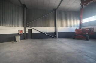 Nave industrial en alquiler en Abrera