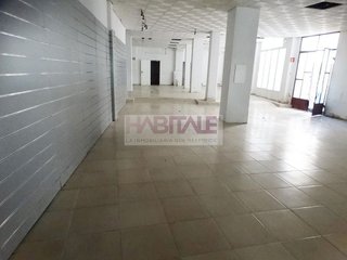 Local comercial en alquiler en Xàtiva