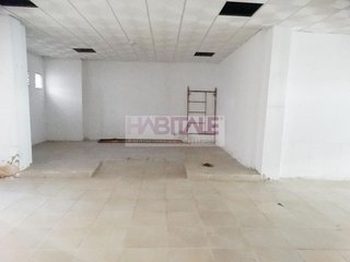 Local comercial en alquiler en Xàtiva