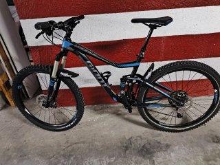 Bicicleta de Montaña Specialized Negra
