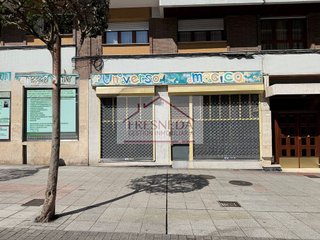 Local comercial en alquiler en Buenavista - El Cristo en Oviedo