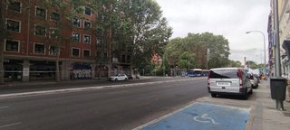 Local comercial en alquiler en Legazpi en Madrid