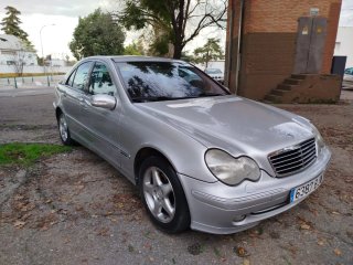 Mercedes-Benz Clase C 2001
