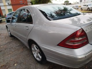 Mercedes-Benz Clase C 2001