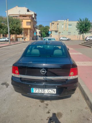 Opel Astra 2011