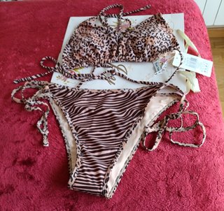 Bikini animal print forrado nuevo Talla 42