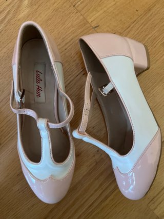 Zapatos Lulu Hun T-Strap Rosa y Blanco
