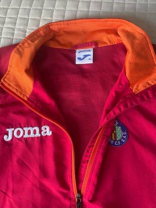 Chaqueta fútbol Getafe Joma tempor. 17/18 talla M