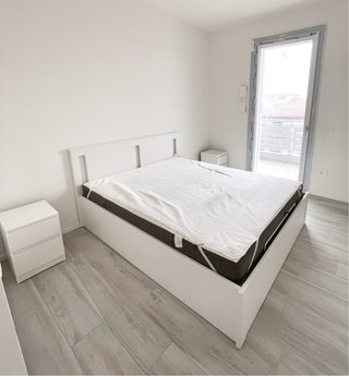Letto matrimoniale IKEA bianco